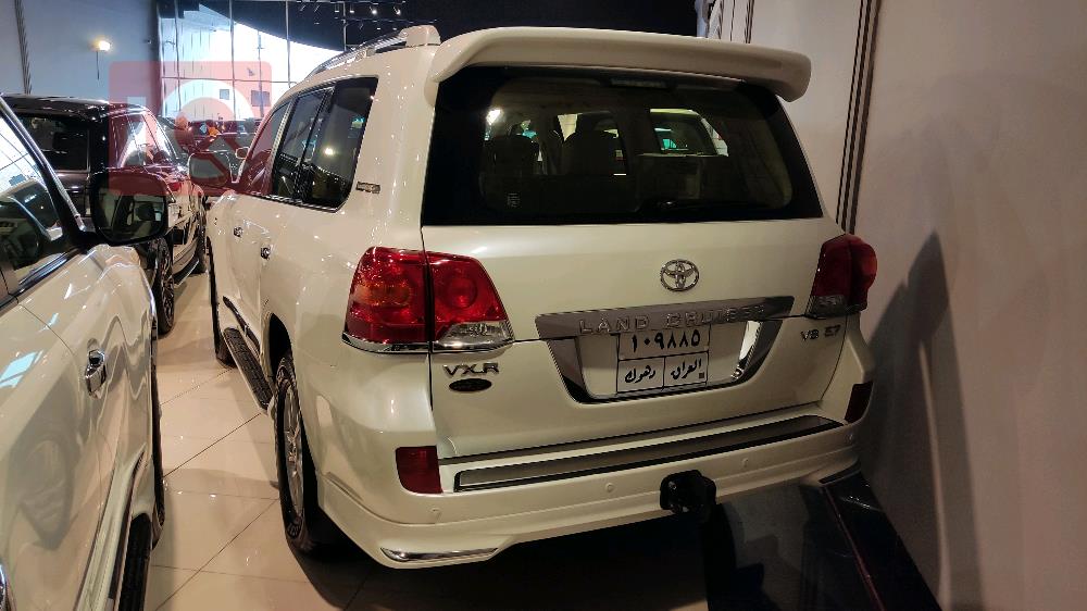 تويوتا لاندكروزر